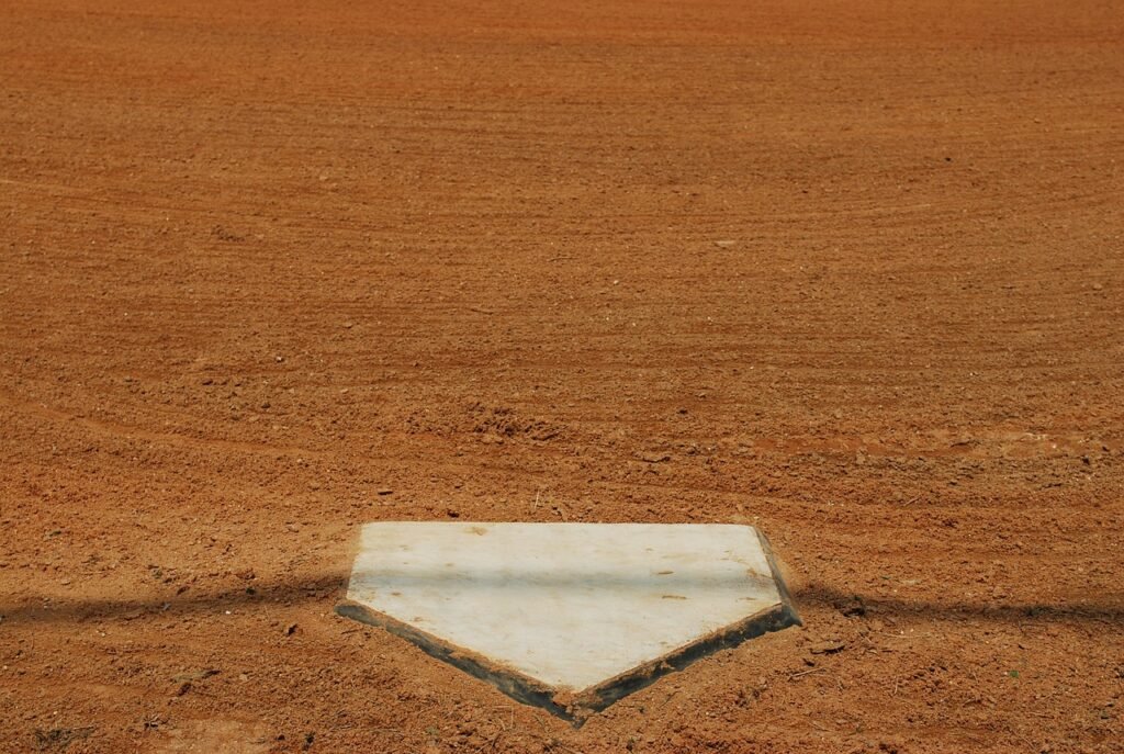 home, plate, ball-15646.jpg